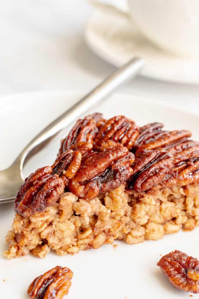 Pecan Pie Baked Oatmeal - Healthy, GF & Vegan Option! Georgie Eats.