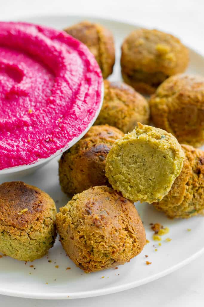 5 Ingredient Falafel served with Beetroot Hummus. Vegan, GF & Healthy! Georgie Eats.