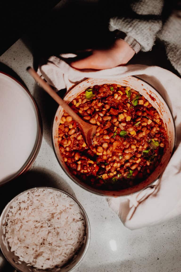 The Best Ever Mixed-Bean Veggie Chilli - Vegan, GF & Healthy! Georgie Eats.