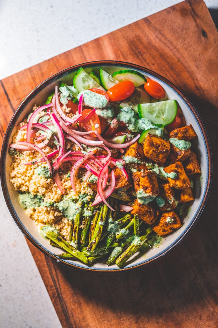 Tikka Tofu Bowls with Mint Yoghurt Sauce - Georgie Eats
