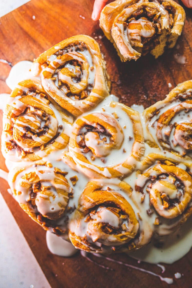 Apple Pie Cinnamon Rolls - Georgie Eats