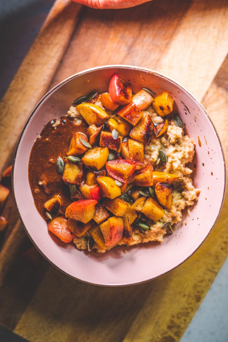 Caramel Apple Porridge - Georgie Eats