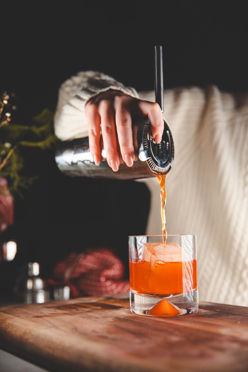 Pouring the Bloody Negroni - Georgie Eats